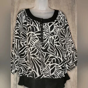2/$30 COVINGTON geometric zebra Mobwife pattern sheer blouse (#989)